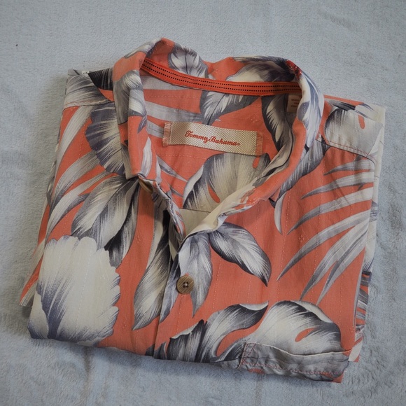Tommy Bahama Sz S Floral Men’s Shirt Pattern Casual Button Down 100% Silk - Picture 12 of 12